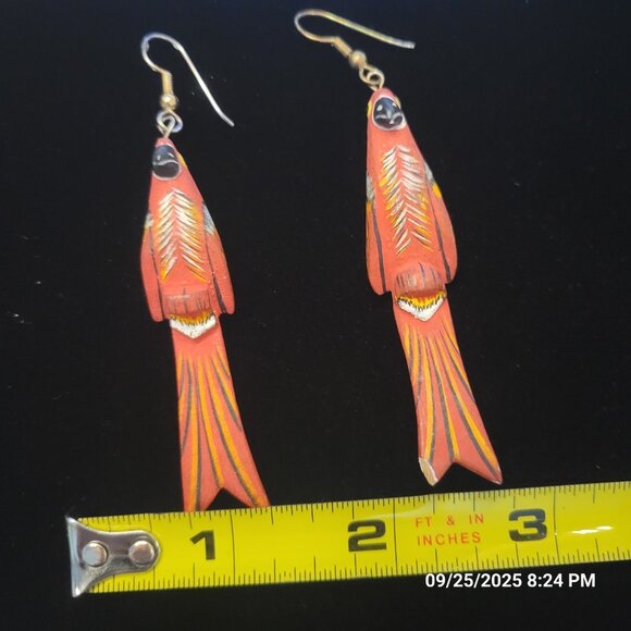 Parrot Earrings 80s Vintage Painted Wooden Boho Tropical Bird Dangle Jewelry - Picture 6 of 7